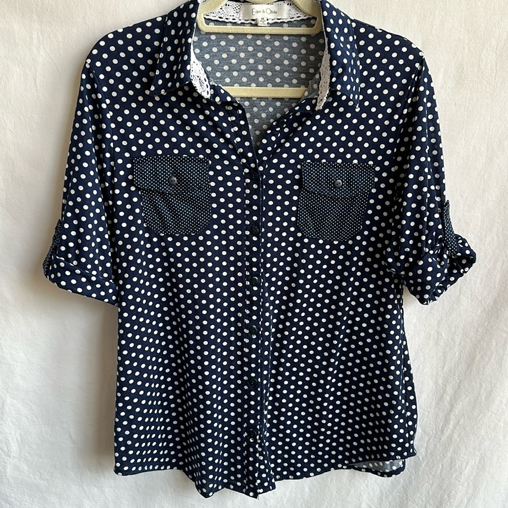 Eden & Olivia navy button down top with white polka dots, size M